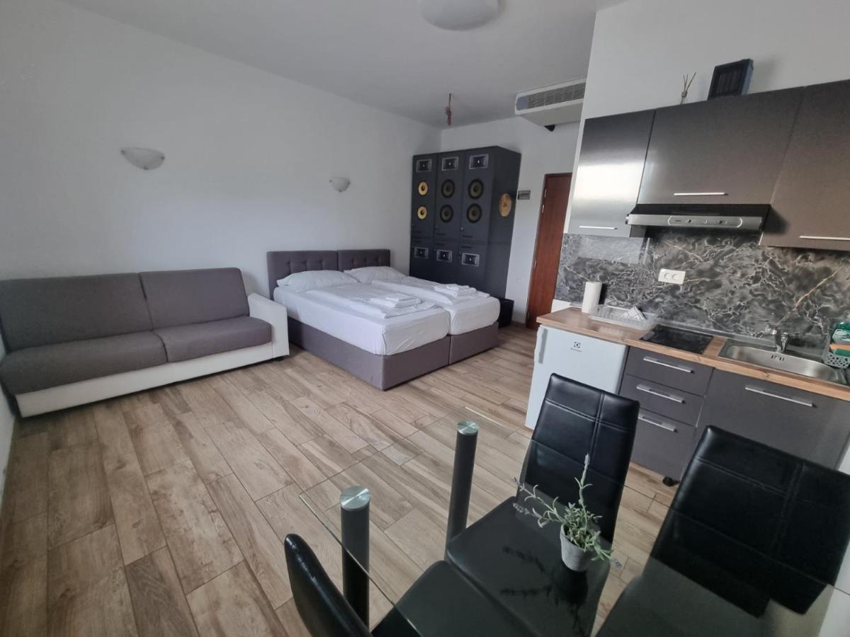 Artrock Residence Izola Εξωτερικό φωτογραφία